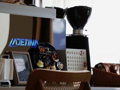 -Reset Coffee 与海咖啡