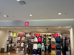 -优衣库(上海虹口龙之梦店)