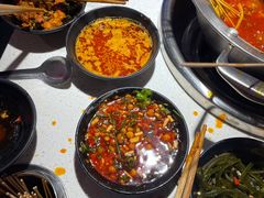 -钢管厂五区小郡肝串串香(滨江店)