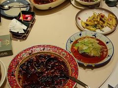 -八府香鸭·啫啫煲(华山路店)