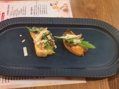 -必胜客(打浦桥日月光店)