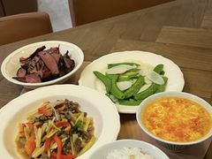 -汇慈安·高端自营月嫂(武汉月子尊享店)
