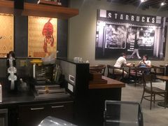 大堂-星巴克(大连柏威年店)