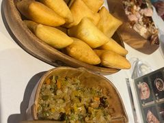 包尔萨克配咸菜-SEEUNARI西域娜依新疆菜(环宇广场店)