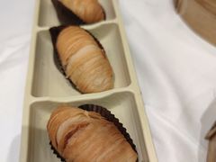 榴莲千丝酥-稻香酒家·34年老字号·港式粤菜(汉街店)
