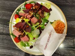 焗咸蛋三明治配澳洲低温牛肉沙拉-THE WOODS 简餐 (国贸商城店)