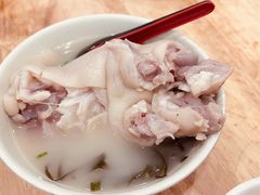 -雷祖芳老妈蹄花店