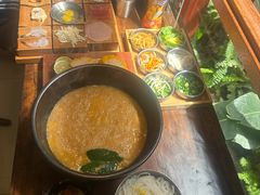 -银米·云南传统过桥米线(双廊黑金冠店)