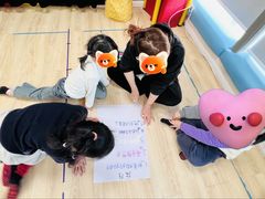 -猴有戏教育戏剧·音乐剧·主持口才·演讲朗诵辩论(环球港华师大校区)