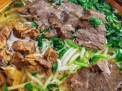 -花溪牛肉粉(八鸽岩店)