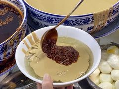 -何老二卤汁凉粉