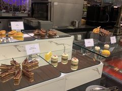 -圣丰索菲特·2 On 988 Café 自助餐厅