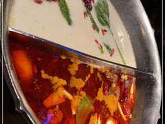 -湊湊火锅·茶憩(新中关购物中心店)