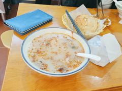 -刘记羊汤·烧饼夹肘子