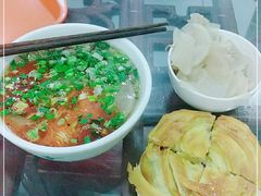 -牛一嘴·兰州牛肉面·大盘鸡(财富中心店)