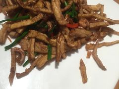 茶树菇炒鱿鱼-竹里馆·淮扬菜·功夫茶(老门东店)