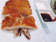 烧乳猪-山泉公馆酒家(珠江新城店)