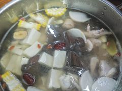 -阿汉名材老鸡汤饭店(金鸡岭店)