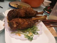 烤羊腿-丁里羊肉小镇(太宁路口店)