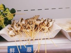 -马路边边串串香形象店(磐石路店)