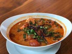 -Chom Cafe and Restaurant