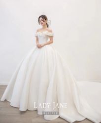 -Lady  Jane高端婚纱礼服馆