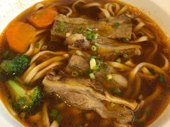 -康师傅私房牛肉面(马泉营奥莱店)