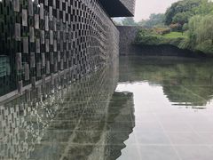 -知美术馆