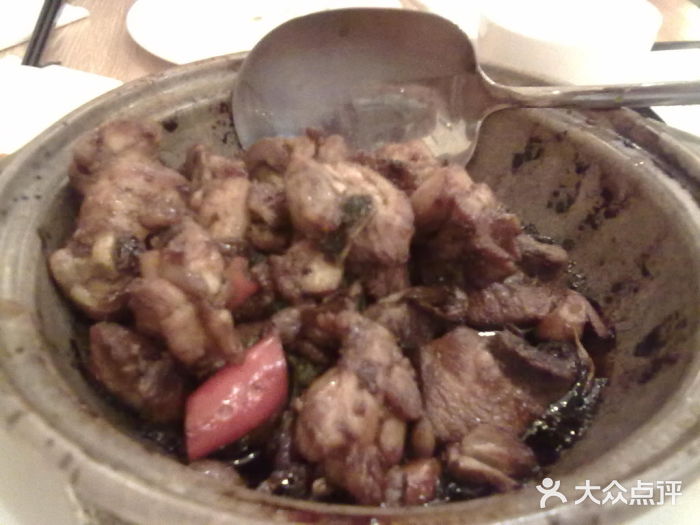 港东盛宴烧腊至尊三杯鸡图片