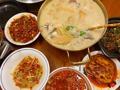 -堂瓦里·33年传统赣菜(第一街区店)