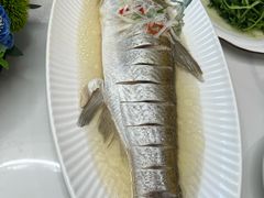 -七的湖·晚芳亭·阳澄湖农家菜·大闸蟹(莲花岛店)