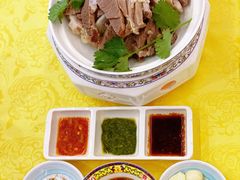 手扒肉-德乐海蒙餐