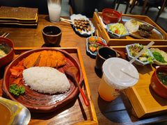 -一豚轩·烧鸟·豚骨拉面(五四路店)