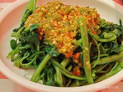 -洪霞餐馆·川菜·鲜货现炒(两江春城店)