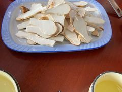 -菌之家·专业纯野生菌火锅·特色炒菌