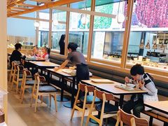 用餐区-老乡鸡(上海品尊国际中心店)