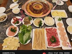 -山城年华老火锅(玉林店)