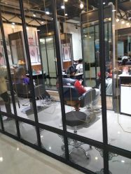 -FRIDAY星期五专业美发沙龙