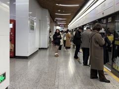 -汉中路(地铁站)