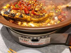 -鸣记脆皮烤鱼·海鲜烤鱼(马栏店)
