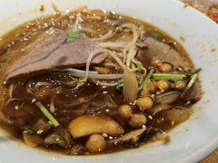 牛腱子泡椒酸辣粉-村外有星光小食铺(长嘉汇店)