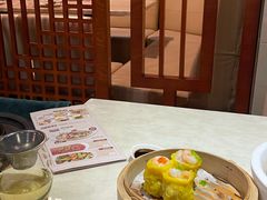 -隆隆金大茶楼(地王广场店)