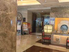 -浙江大酒店(花果园购物中心白宫店)