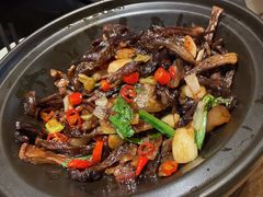 -云海肴·汽锅鸡·云南菜(天山百盛优客店)