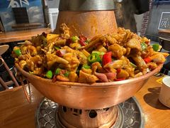 -炉小二铜锅牛蛙•川湘菜(三里屯店)