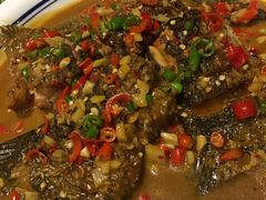 红烧鱼尾-忆江南·临江鱼馆