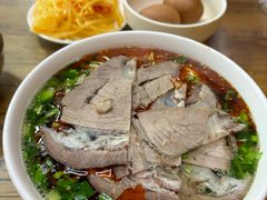 -陇上全荟兰州传统牛肉面(延吉路店)