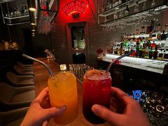 -FOUR PLAY BAR