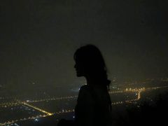 -鬼笑石后山停车场
