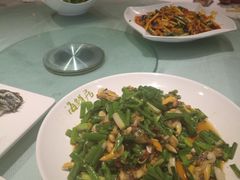 -赶海部落海鲜城(海阳路店)